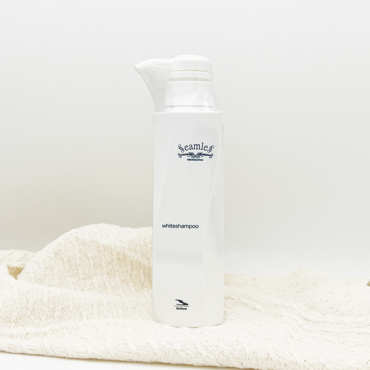 ベルロブリアンテ ホワイトシームレスシャンプー300ml